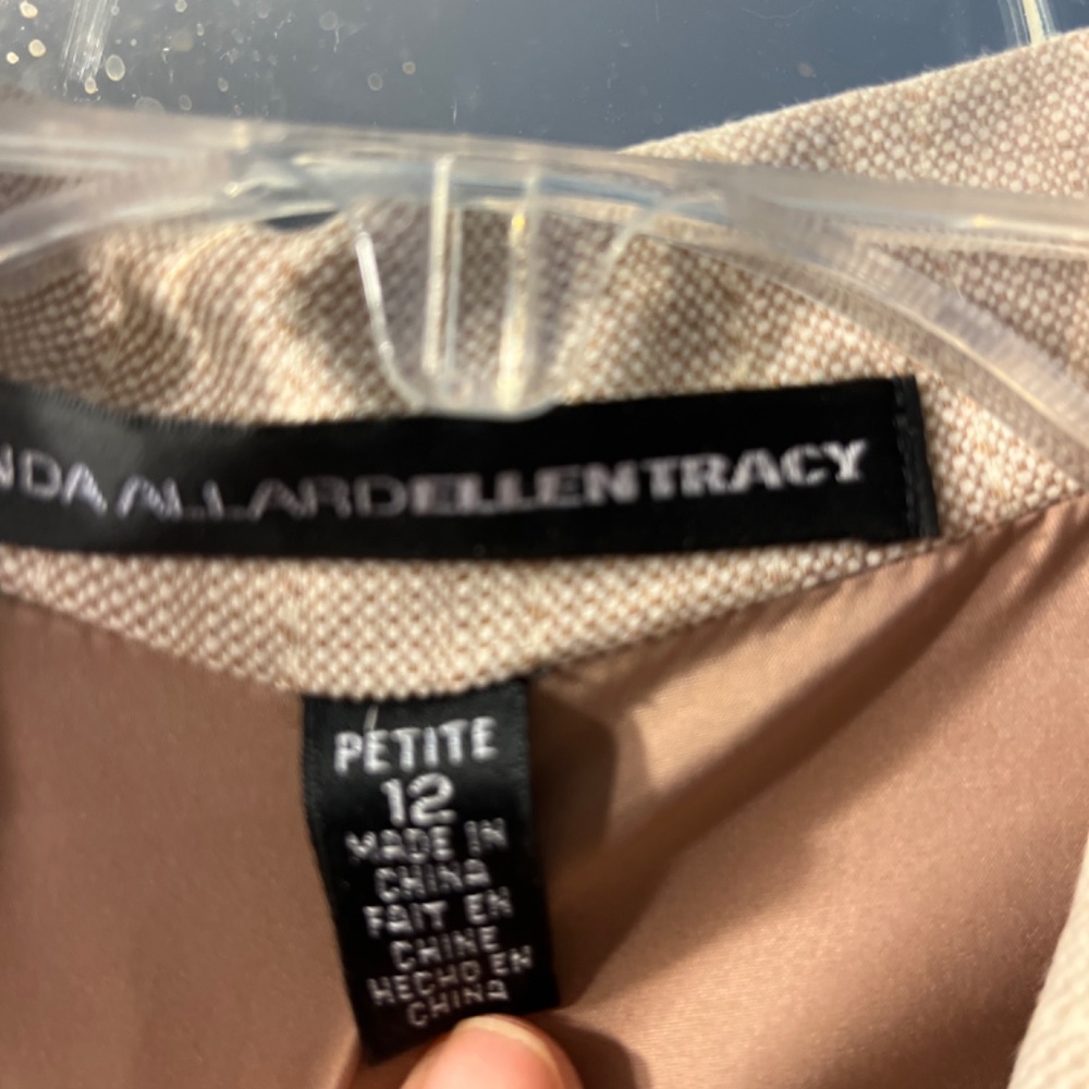 Jacket - Picture 3 of 4